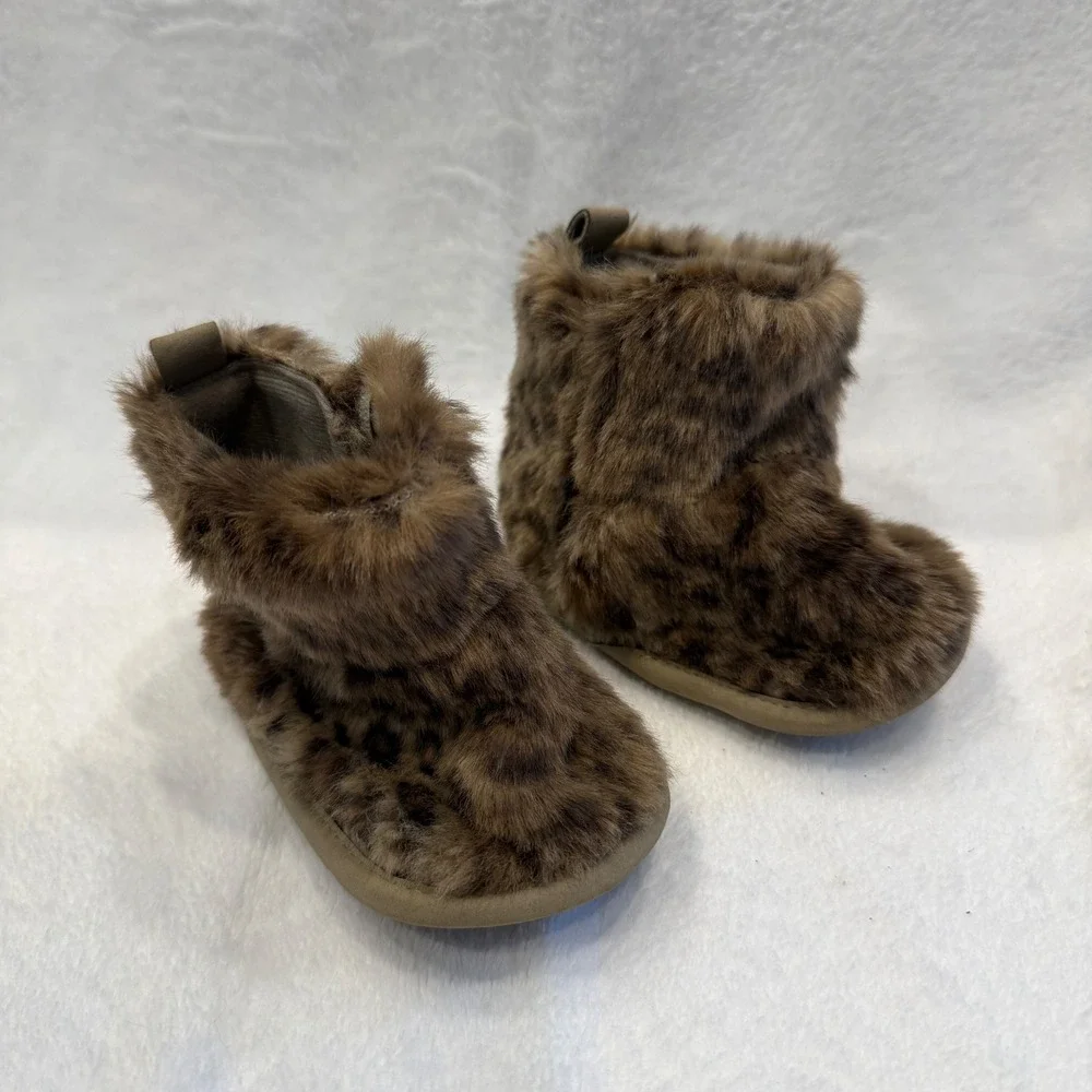 Carters Baby Girl‎ Faux Fur Leopard Print Boots Brown Animal Print Size 6-9M
